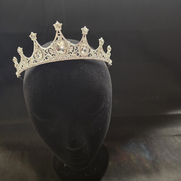 Elegant Silver Tiara